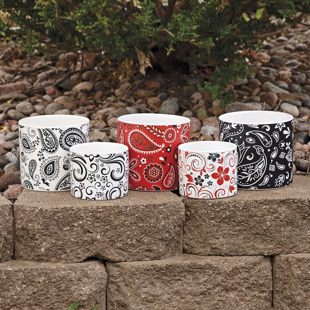 b50 POT CLASSIC PAISLEY LARGE 5IN X 4.75IN BLACK/WHITE PORCELAIN - Click Image to Close