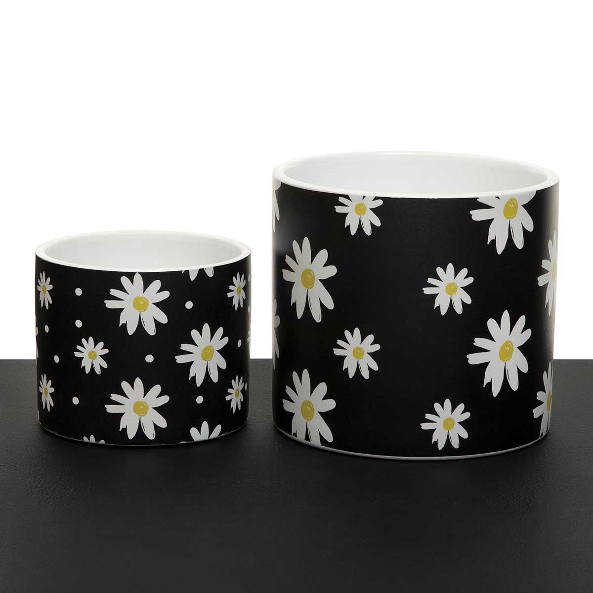 b50 POT MAISY DAISY LARGE 5.25IN X 4.75IN BLACK/WHITE CERAMIC - Click Image to Close