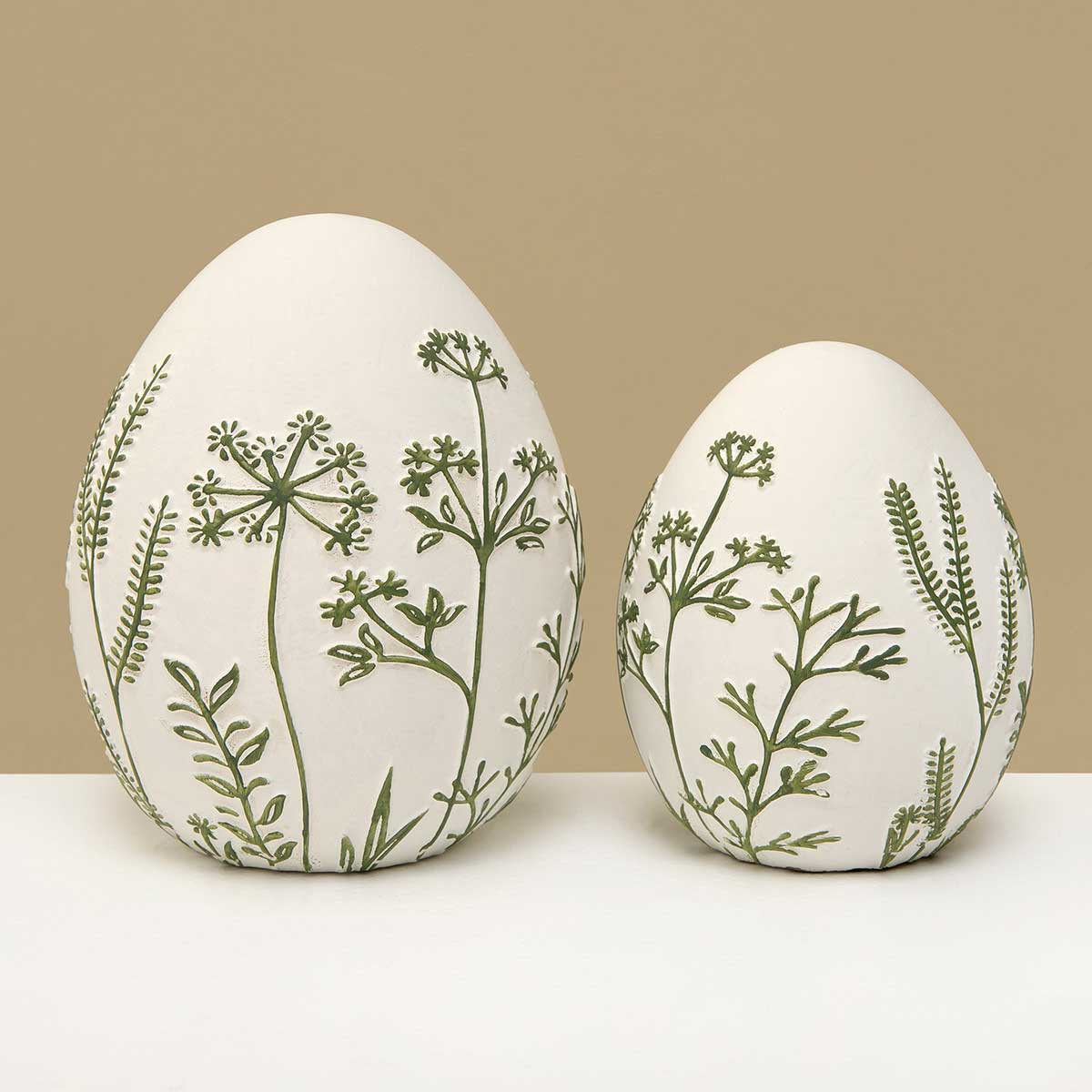 EGG FLOWER MOTIF LARGE 4.75IN X 5.75IN WHITE/GREEN CONCRETE