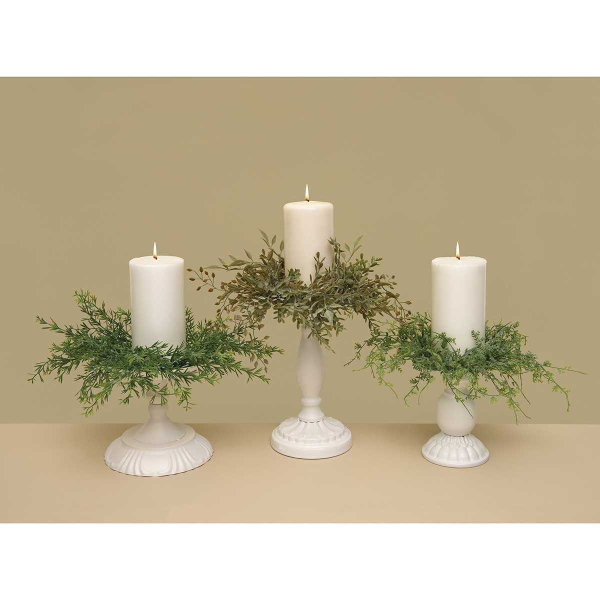 CANDLE RING FERN 12IN (INNER RING 3.5IN) GREEN