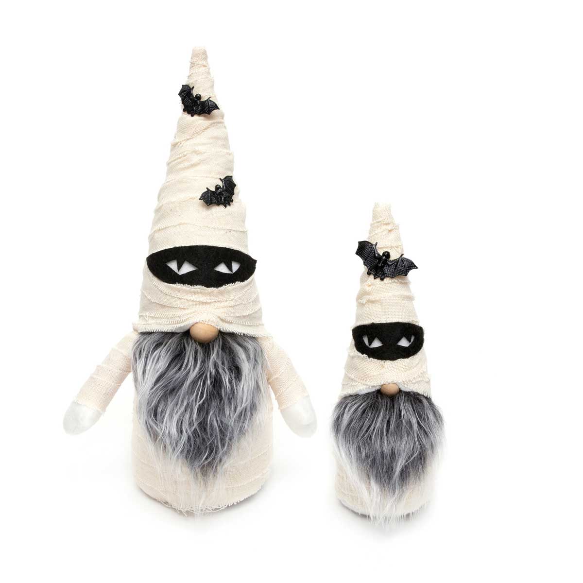 b50 GNOME MUMMY WITH BATS LARGE 5.5IN X 12.5IN - Click Image to Close