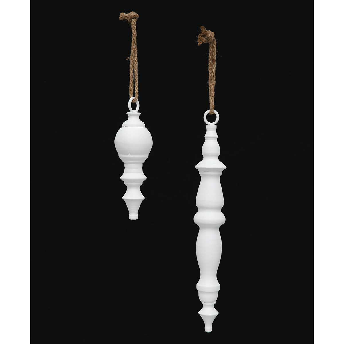 ORNAMENT FINIAL MATTE WHITE LARGE 2.5IN X 16IN METAL