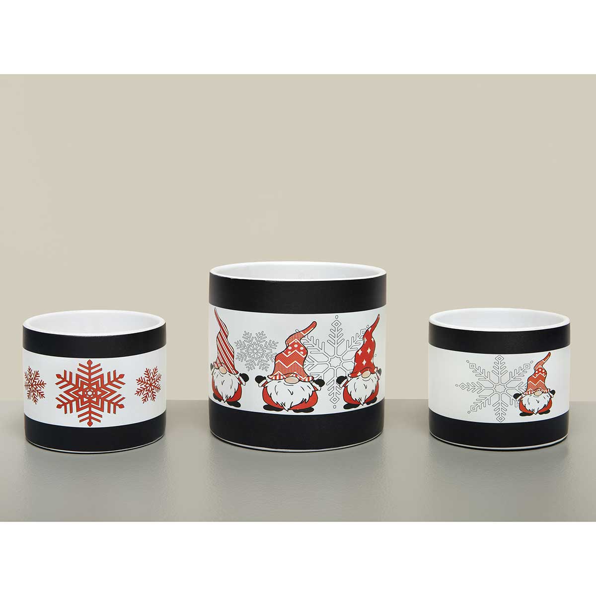 b50 POT JOLLY GNOME/SNOWFLAKE MED 4IN X 3.25IN CERAMIC - Click Image to Close