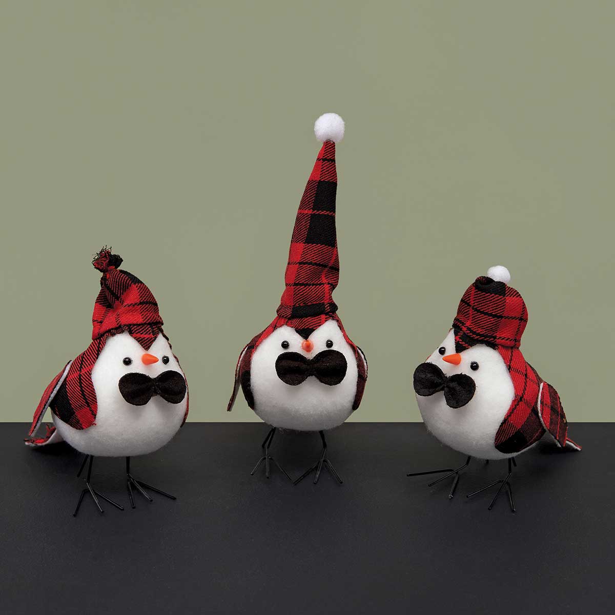BIRD PLAID WITH BK BOWTIE 3 ASSORTED 2.5IN X 4.5IN X 4.5/7IN RED - Click Image to Close