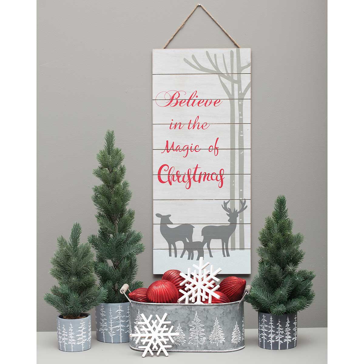 !MAGIC OF CHRISTMAS" GREY/RED WOOD SIGN WITH ROPE HANGER V22