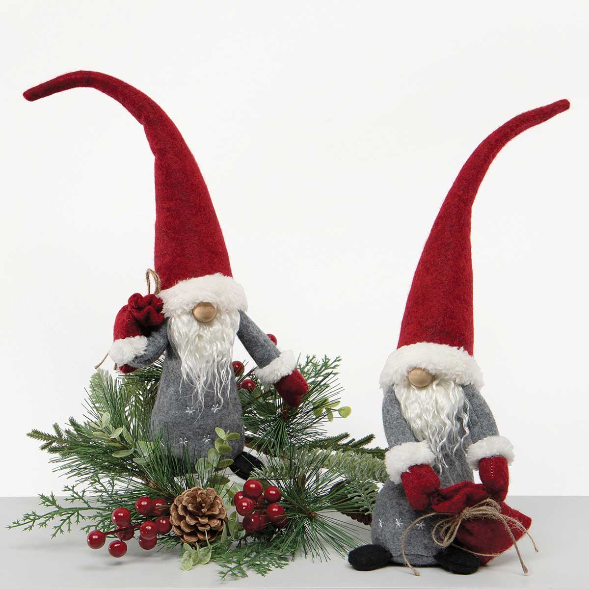 b50 GNOME HEAVE/HO 2 ASSORTED SMALL 4IN X3.5IN X16.5IN POLYESTER - Click Image to Close