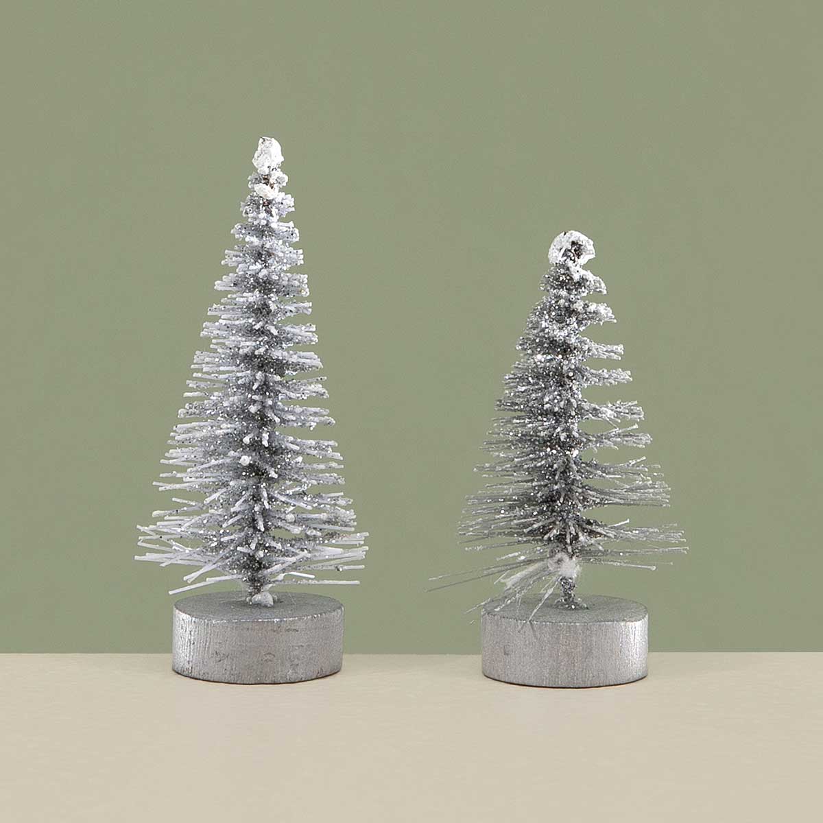 BRISTLE TREE SILVER 2 ASSORTED 1IN X 2IN/1IN X 2.5IN PVC/WOOD