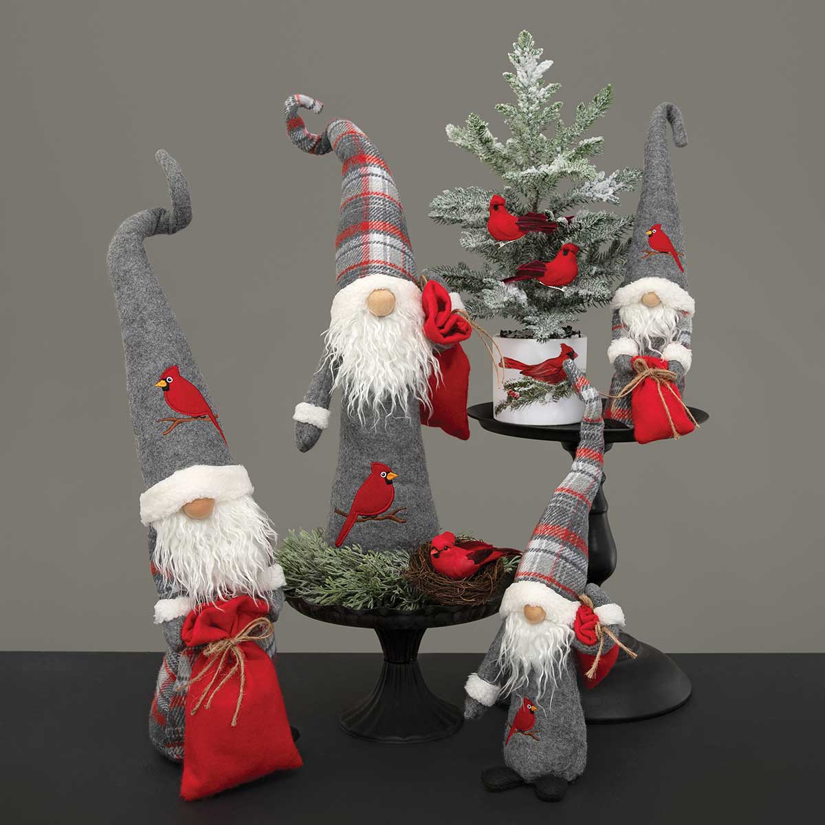 b50 GNOME CARDINAL 2 ASSORTED LARGE 4.5IN X 5IN X 26IN POLYESTER - Click Image to Close