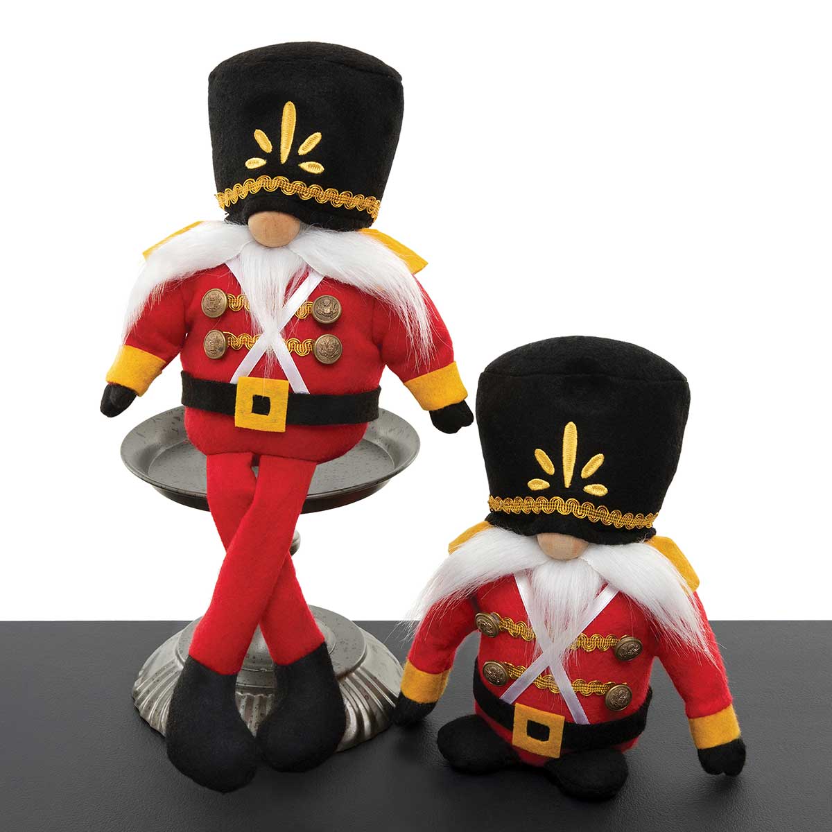 b50 GNOME NUTCRACKER RED 5.5IN X 4IN X 8.5IN POLYESTER - Click Image to Close