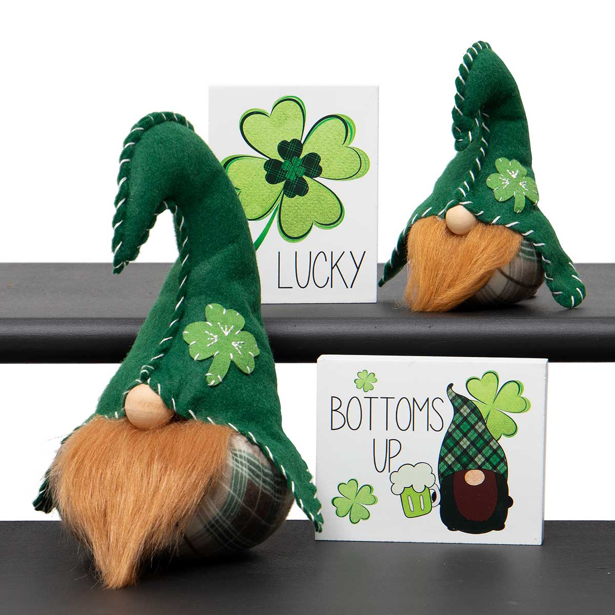 b70 GNOME SHAMROCK JESTER LARGE 5.25IN X 9IN - Click Image to Close