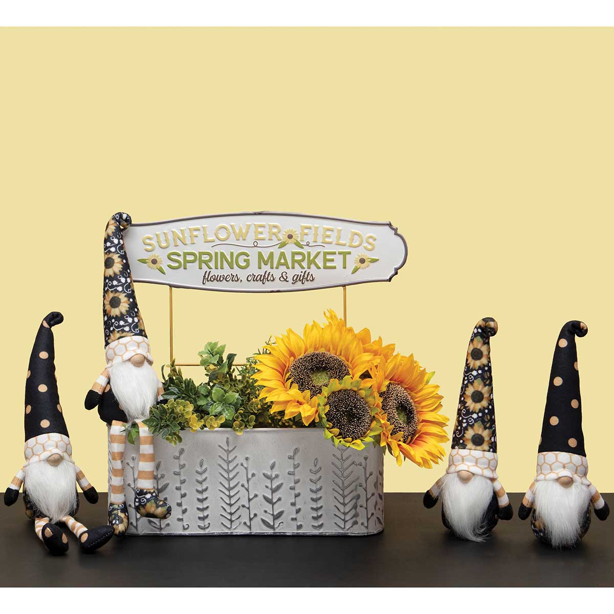 b70 GNOME SUNFLOWER LEGS 2ASSO SMALL 3.5IN X 2.5IN X 16IN - Click Image to Close