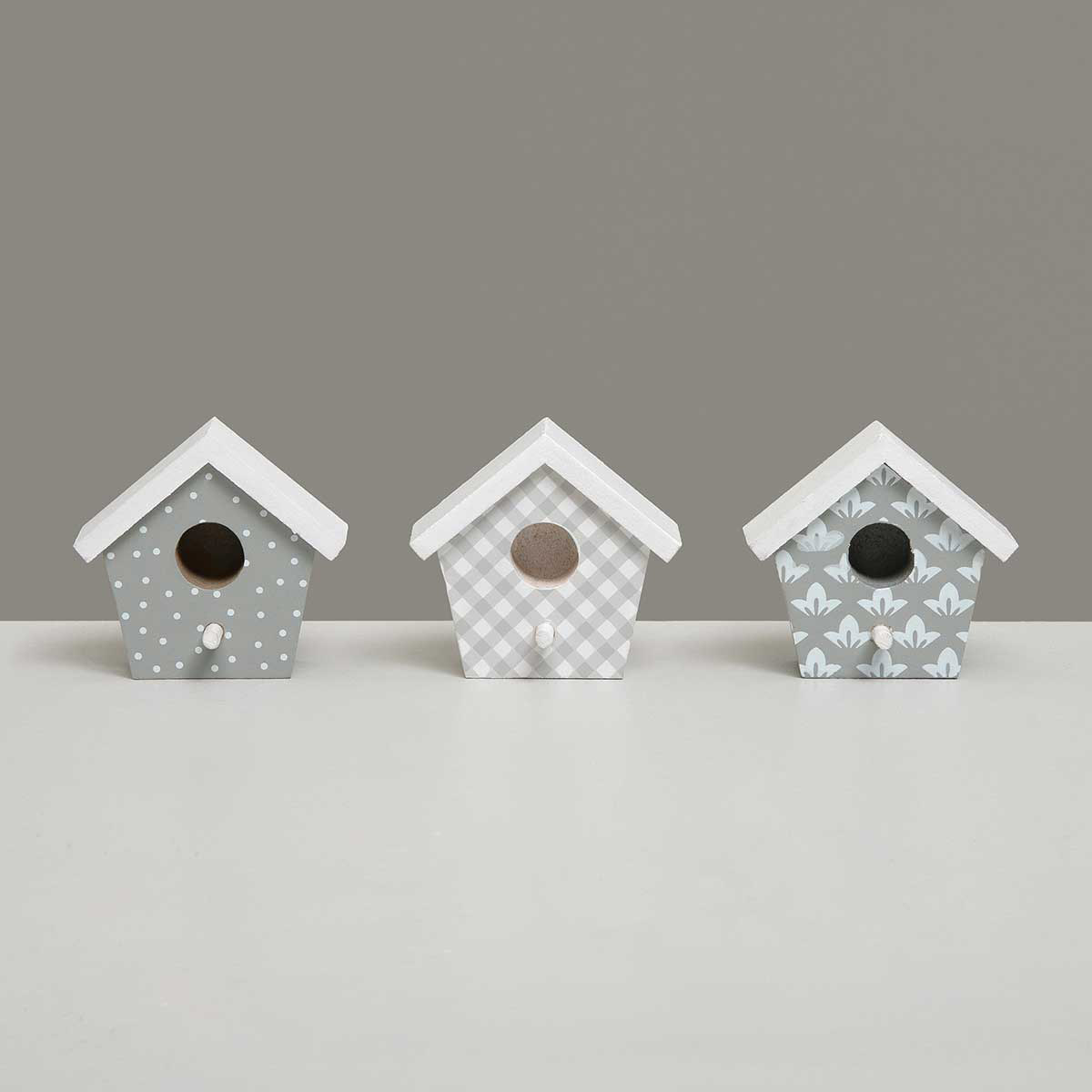 b50 MINI BIRDHOUSE 3 ASSORTED 2.25IN X 1.25IN X 2.25IN WOOD - Click Image to Close
