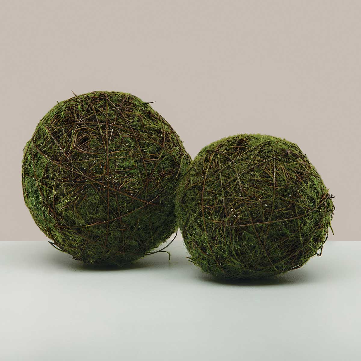 MOSSY TWIG BALL LARGE 4.5"