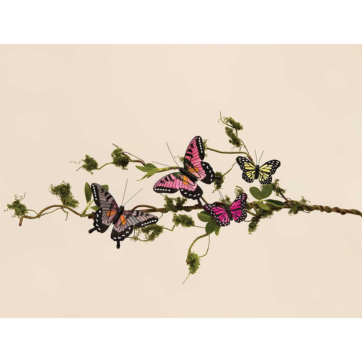 BUTTERFLY 2 ASSORTED PINK/PURPLE LARGE 5IN X 5.5IN ON METAL CLIP