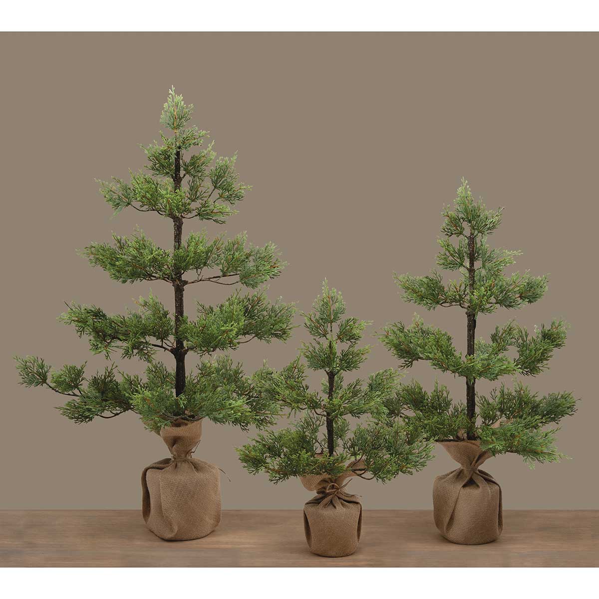 TREE MOUNTAIN CONIFER PINE MED 15IN X 28IN IN BURLAP BASE - Click Image to Close